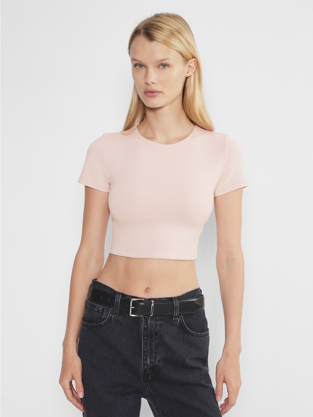 NWT Aritzia Babaton Contour Crew Cropped Tee in Light Pink Size Small